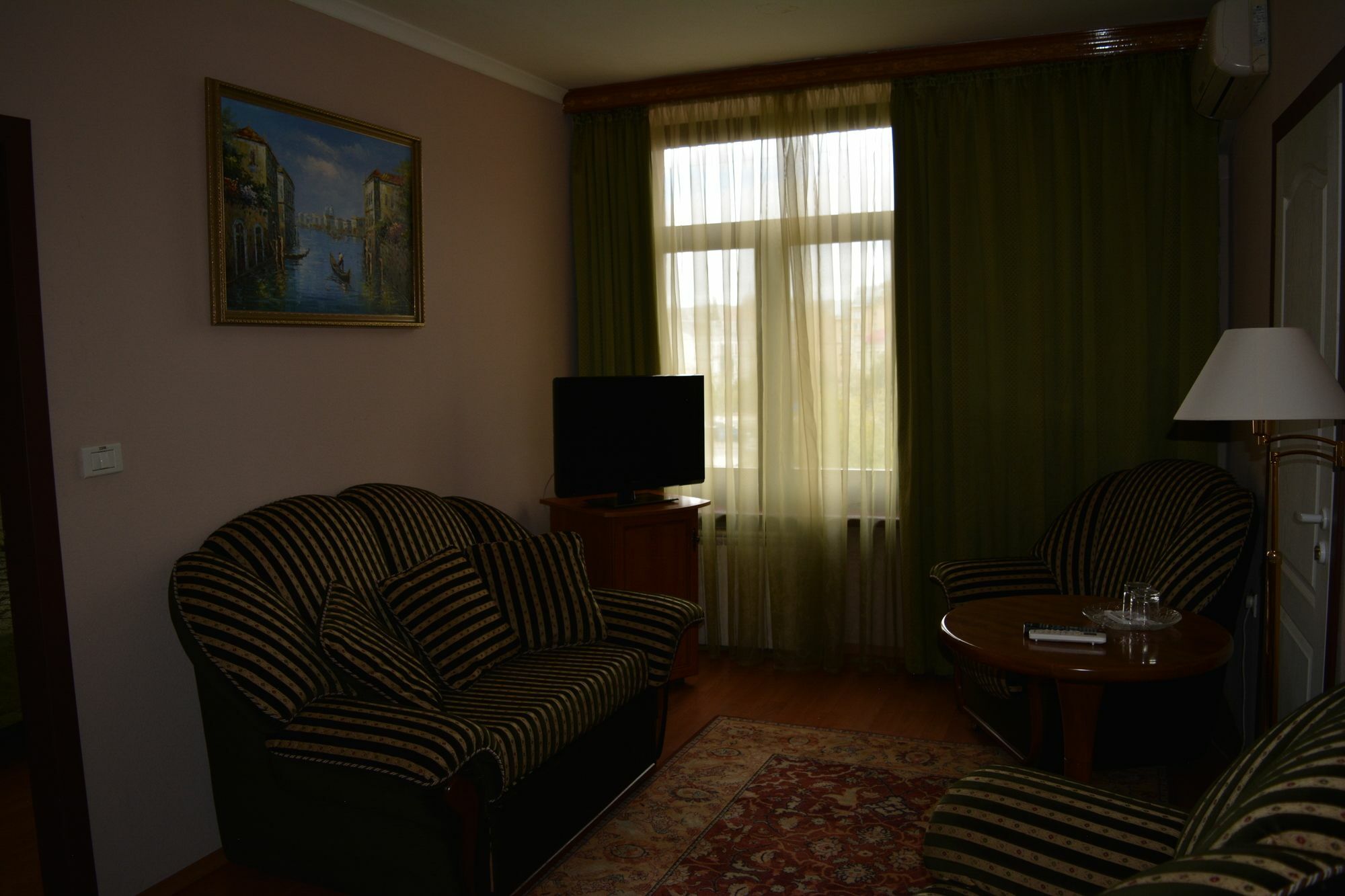Domus Hotel-1 Kiev Exterior foto